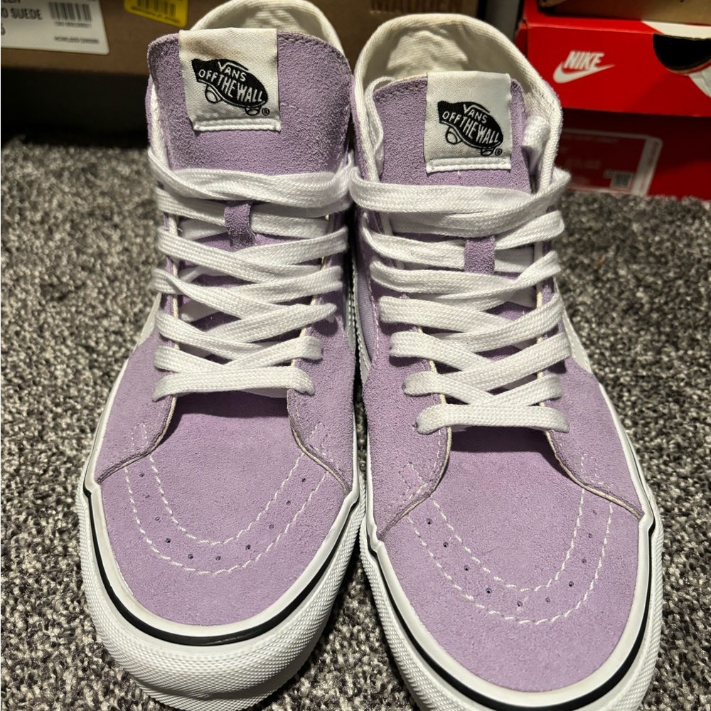 Vans - Picture 4 of 4